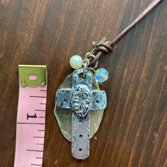 Unique hand crafted metal necklace - Picture 6 of 6